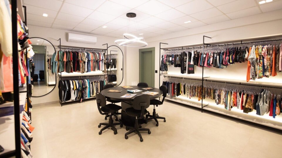 sobre-nos-foto-showroom-site3150-e1712861348416-960x540-c-center